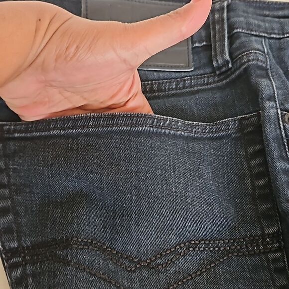 IZOD Men's Denim Jeans Slim Straight, Comfort Fit 36 × 32 Black - Picture 11 of 16